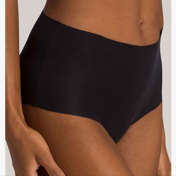 Hanro Other - HANRO Women's Invisible Cotton Full Brief